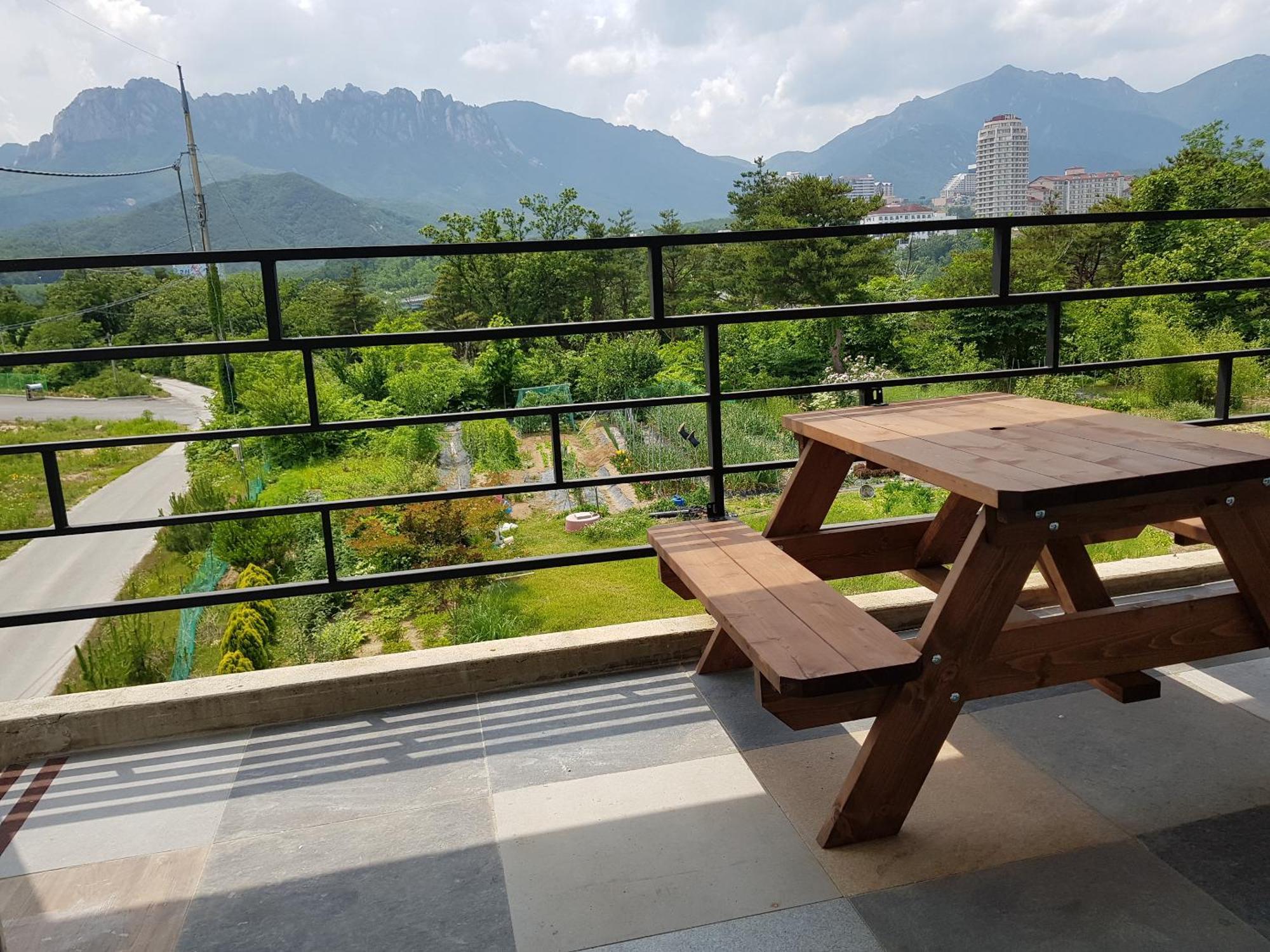 Gilson Guesthouse Sokcho Eksteriør bilde
