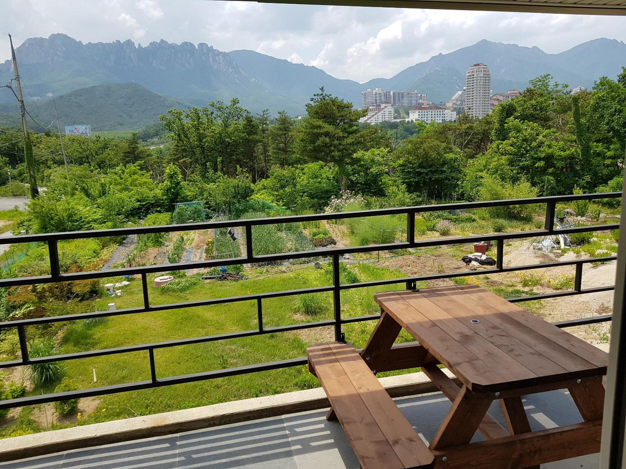 Gilson Guesthouse Sokcho Eksteriør bilde